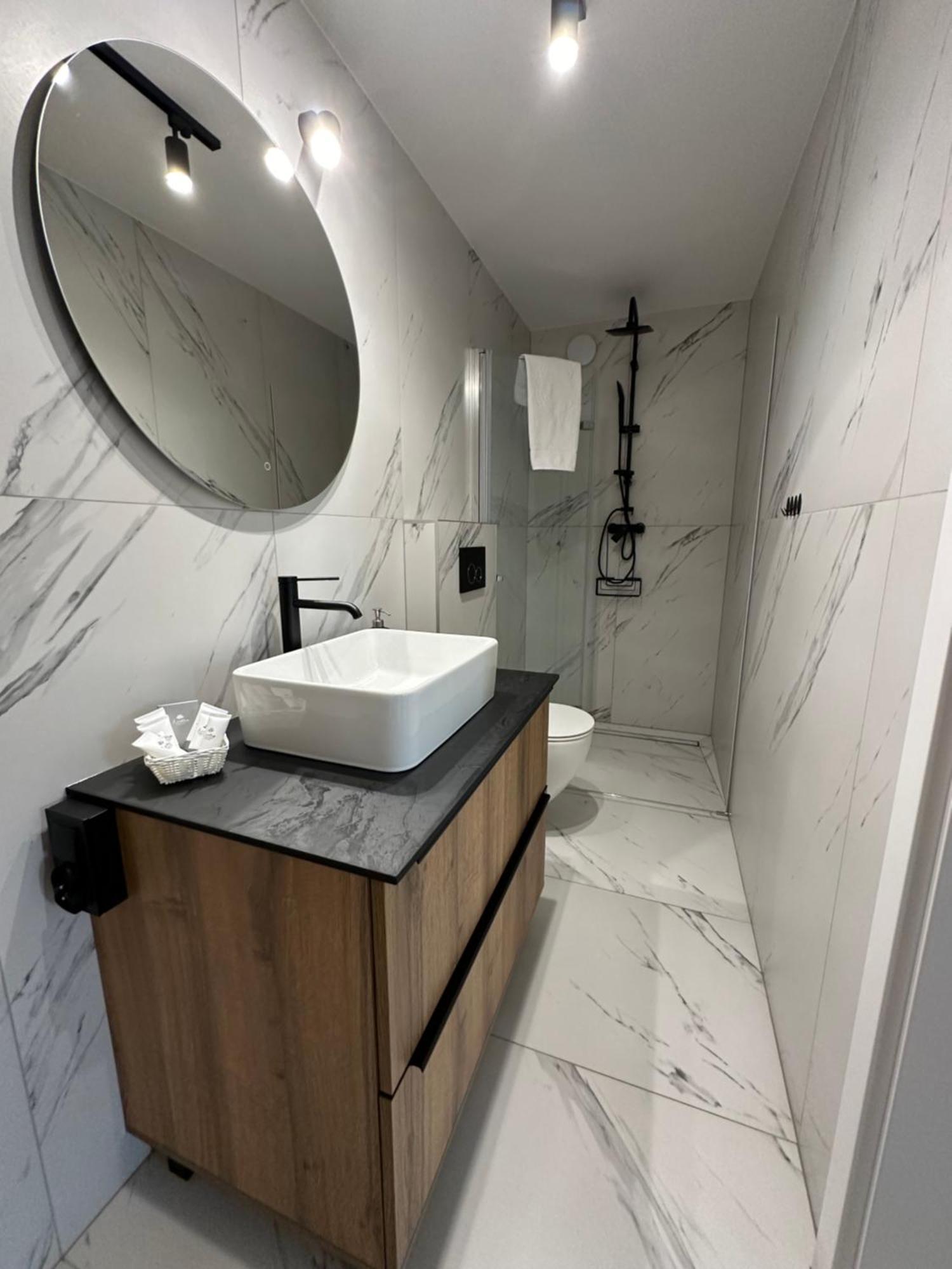 Apartamenty Ceramiczna Болеславец Екстериор снимка