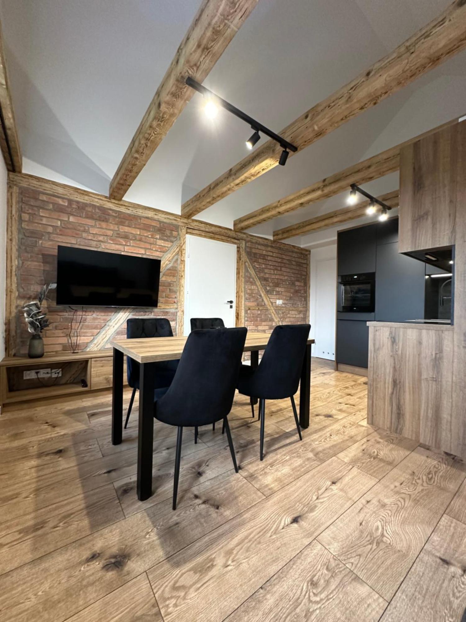Apartamenty Ceramiczna Болеславец Екстериор снимка