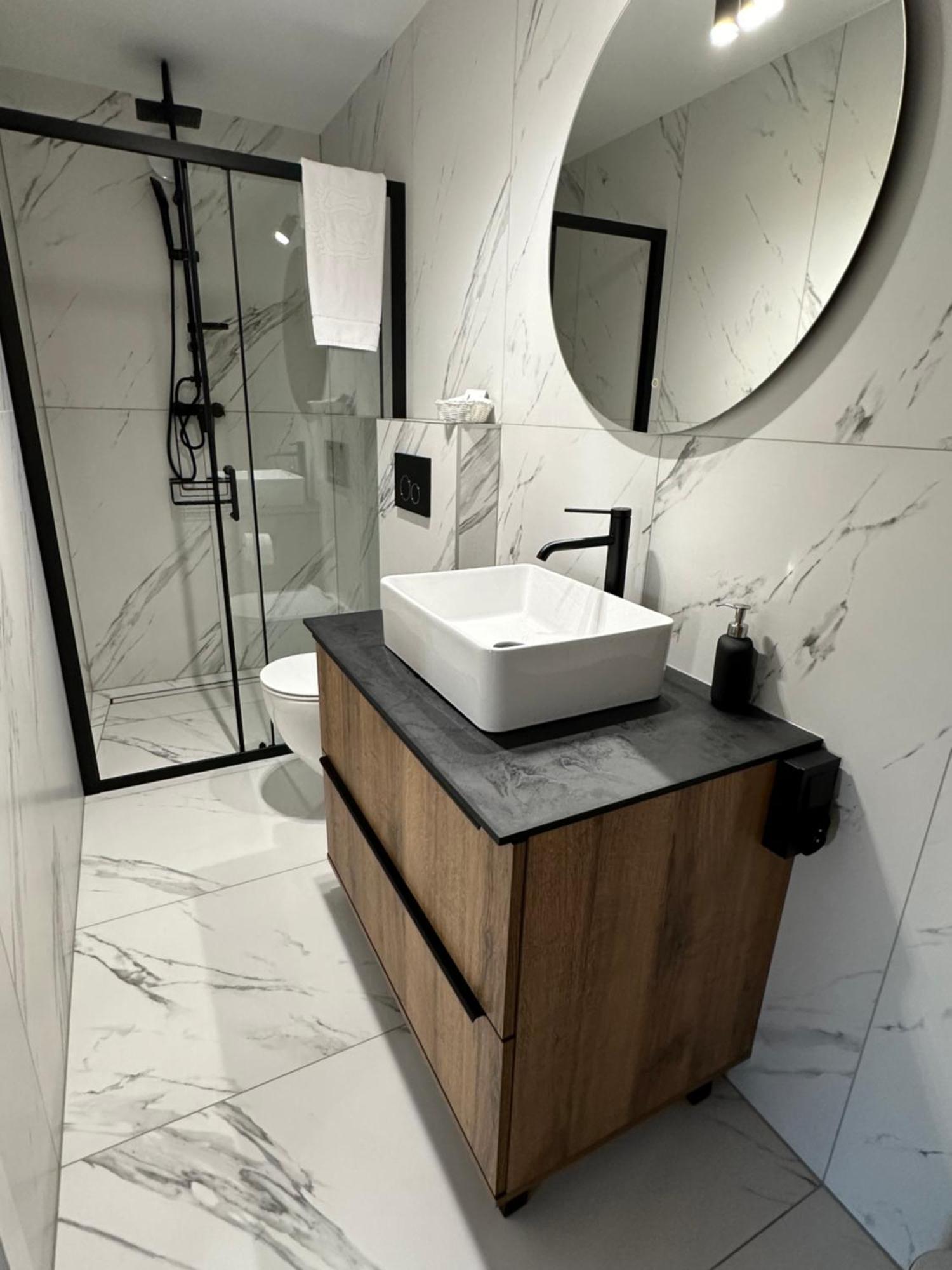 Apartamenty Ceramiczna Болеславец Екстериор снимка