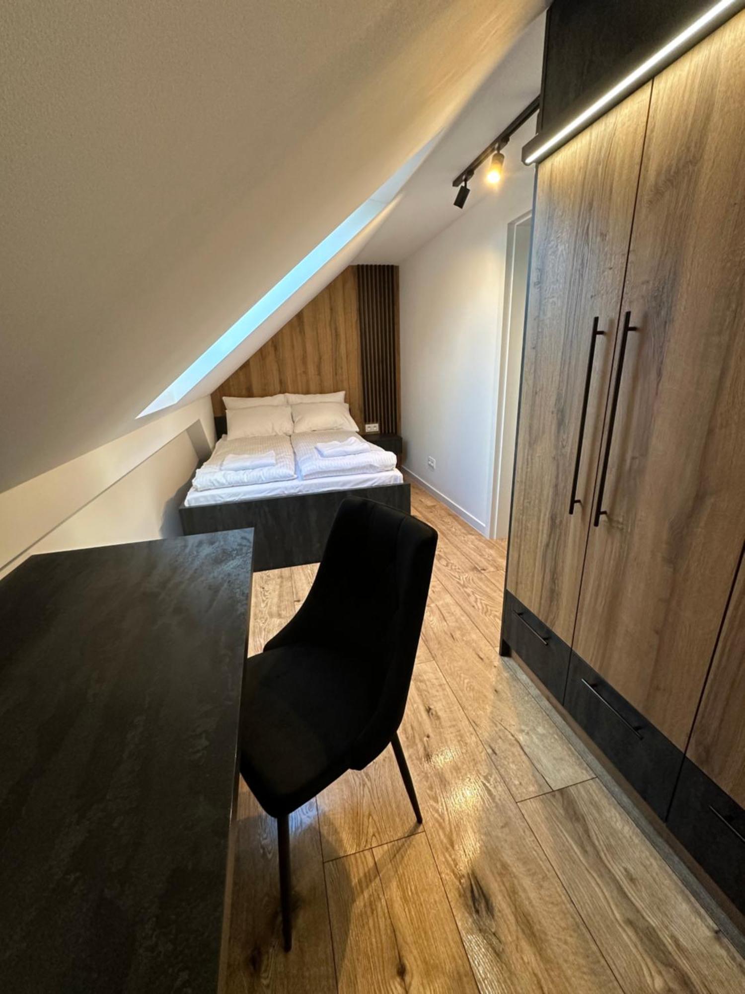 Apartamenty Ceramiczna Болеславец Екстериор снимка