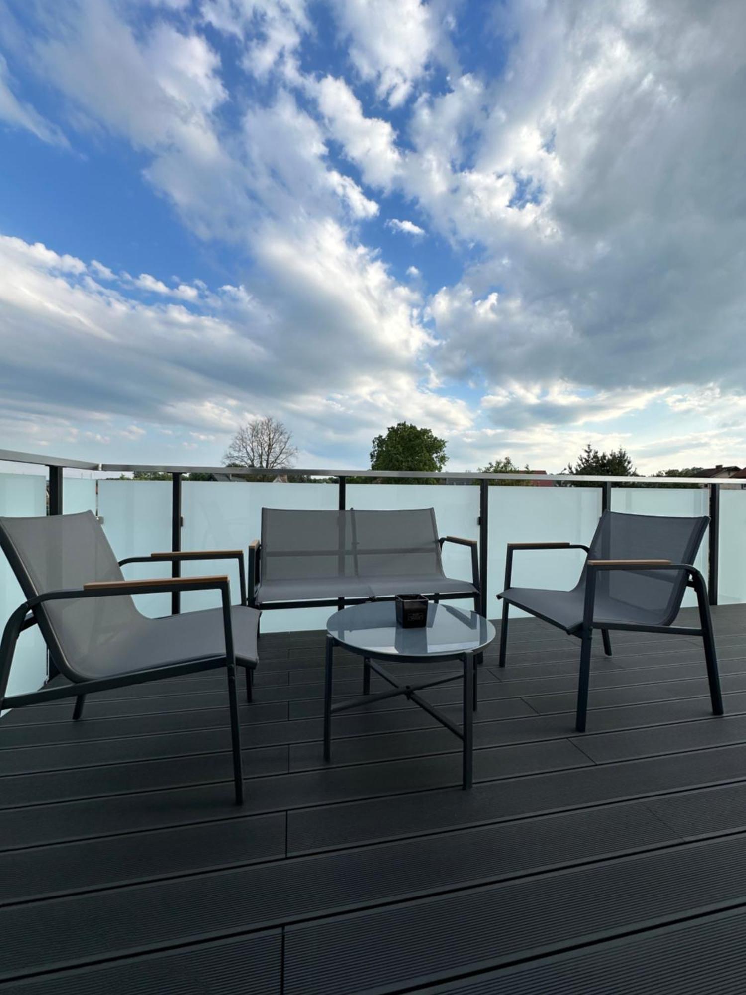 Apartamenty Ceramiczna Болеславец Екстериор снимка