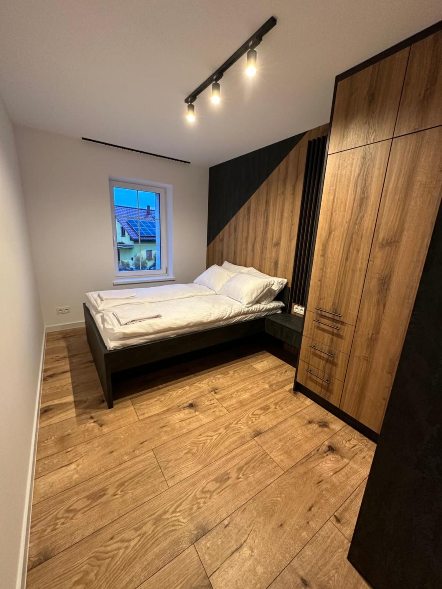 Apartamenty Ceramiczna Болеславец Екстериор снимка
