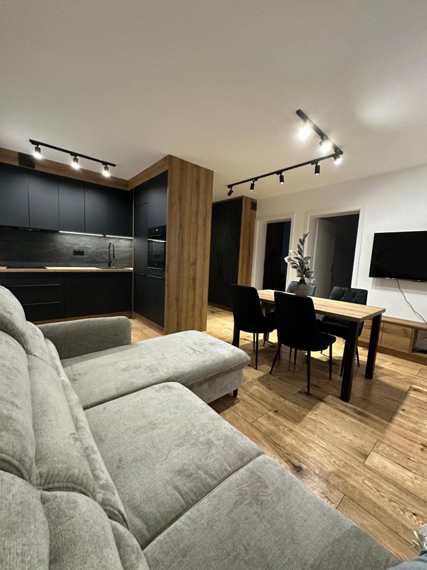 Apartamenty Ceramiczna Болеславец Екстериор снимка